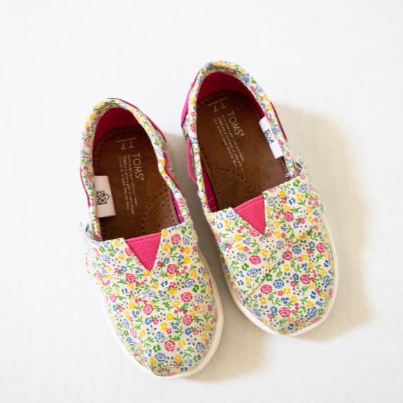 Kids Toms flowered pattern shoes (size 7) - Picture 5 of 11